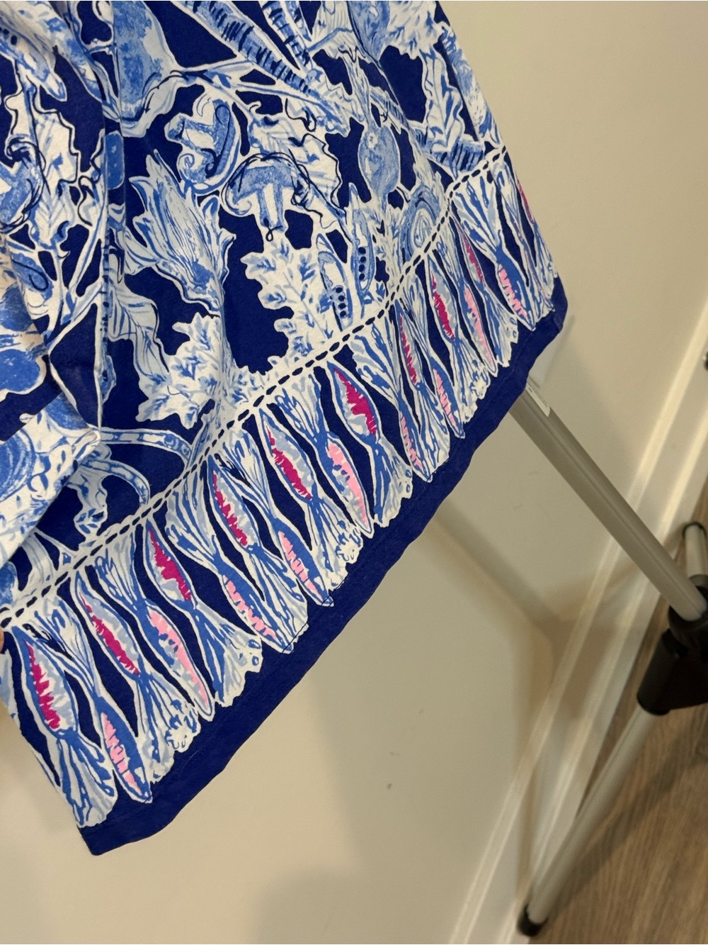 Lilly Pulitzer Blue & White Floral Ruffle Sleeve Shift Dress – XS - Picture 4 of 10